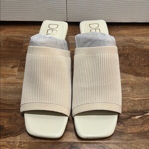 Women's Cream Slide heels